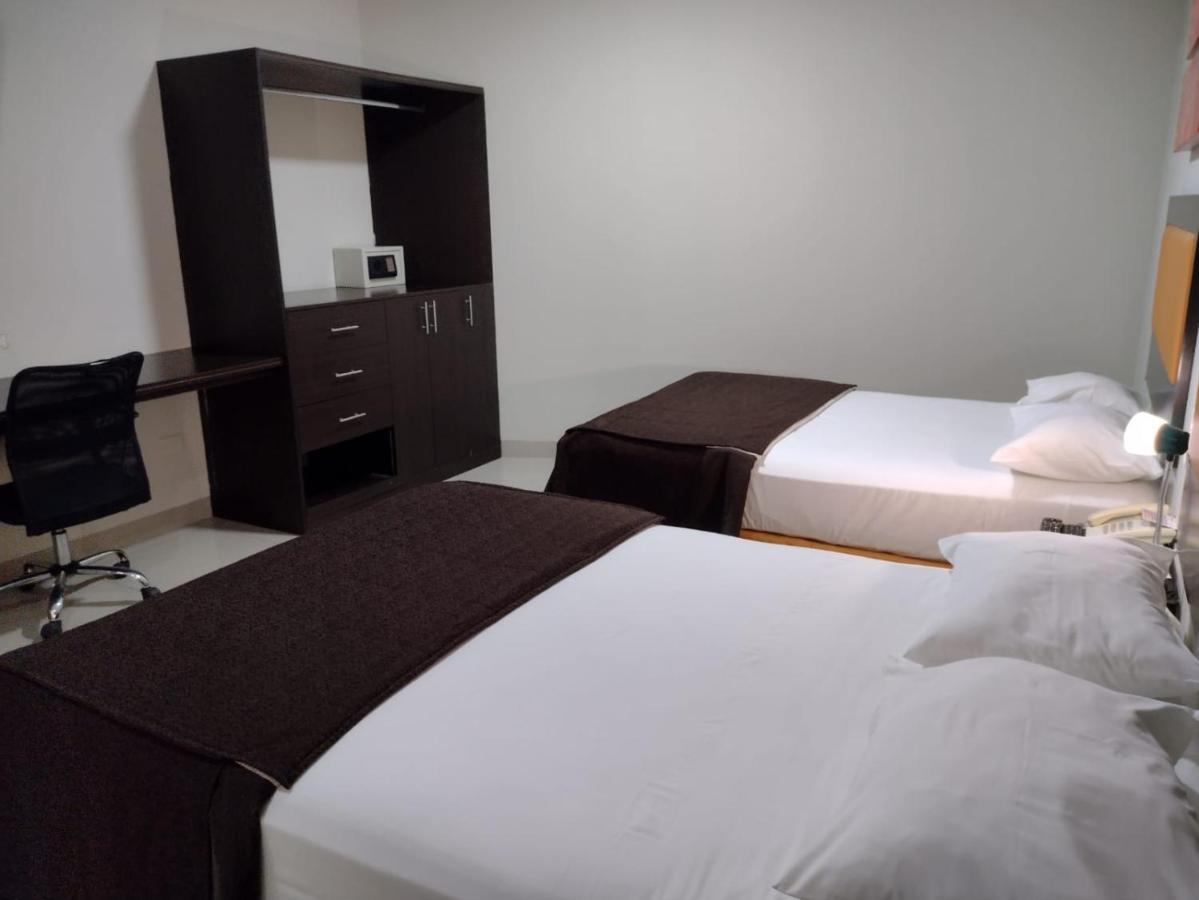 Intiotel Piura Bagian luar foto